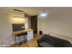 T1 refait à neuf parking