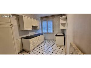 T3 66m² habitable cave AVENUE FOCH PROCHE SQUARE SAINT ROCH