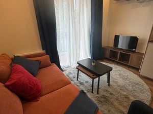 Apparemment 2 pièces meublé