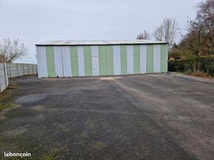 Bâtiment de stockage