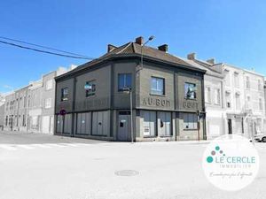 Immeuble à usage multiple à rénover