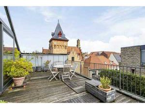 Spacieux et lumineux appartement de deux chambres à vendre à