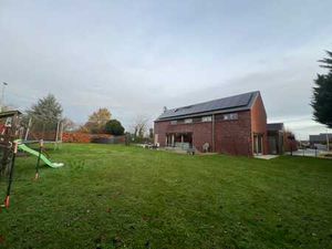 Maison 4 façades dans un clos privatif à Meux