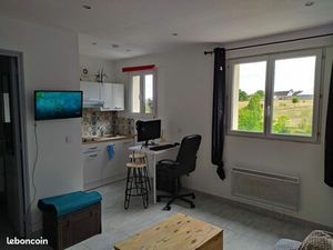Location studio meuble à Gron 19m2