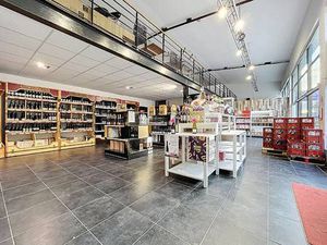 Local commercial à vendre