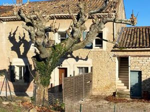 Bel appartement  avec jardin dans Mas rénové ￼