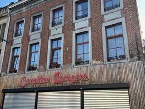 Immeuble de rendement mixte (10 apparts et 1 rez commercial)