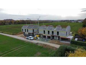 CONSTRUCTION NEUVE A VENDRE EN G-O COUVERT FERME