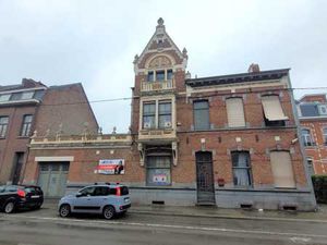 MAGNIFIQUE MAISON DE MAÎTRE D’EXCEPTION A LA LOUVIERE !!