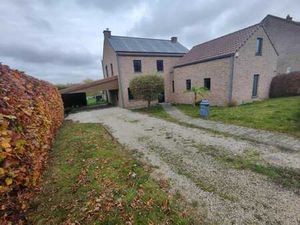 superbe villa avec espace professionnel indépendant !