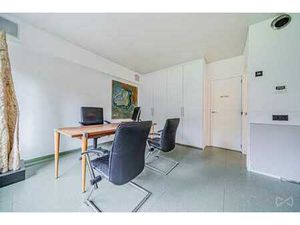 IXELLES - Rdc 1ch à rafraichir - Ancien cabinet dentaire