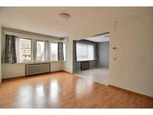 Appartement 2 chambres avec terrasse et cave au centre-ville