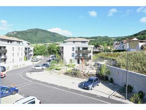 Vente appartement 2 pièces 53 m² à Metz-Tessy (74370)  329 000 €