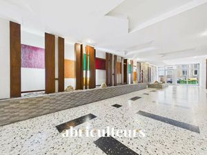 LOCAL COMMERCIAL 139M2 - MODULABLE - EMPLACEMENT RECHERCHÉ