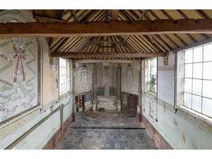 Un joyau architectural unique avec chapelle !