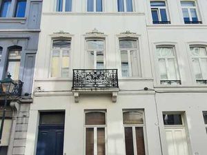 Charmant appartement Duplex avec cour