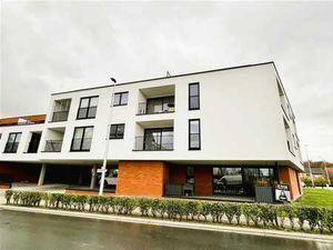 Appartement de +- 60 m² bruts + terrasse. Parking inclus