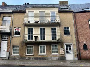 Lichtrijk appartement met 2 slaapkamers en terras – 1ste ...