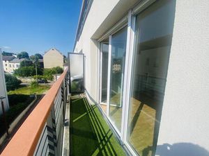 Bel appartement F2 avec balcon dans les bords de seine