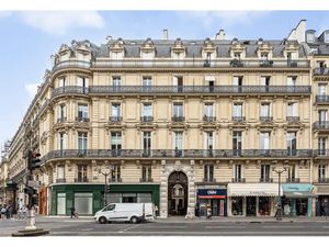 Bureau opéré prêt à l'emploi et privatif