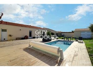 Pavillon avec piscine + Studio indépendant