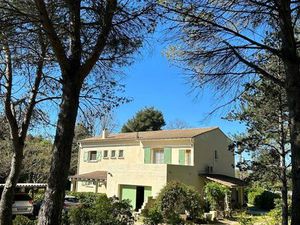 Generac maison familiale rare