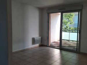 Appartement 2 pièces et box