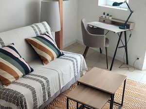 Studio 23M2 avec cours privative Saumur-Centre - meublé RECENT
