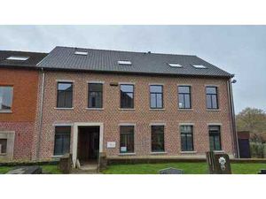 Uitzonderlijk ruime en kwalitatieve nieuwbouwwoning met t...