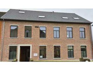 Uitzonderlijk ruime nieuwbouwwoning met 2 aparte appartem...
