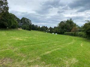 Terrain de 7561m² à Creppe