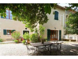 Vente maison 9 pièces 267 m² Avignon (84000)