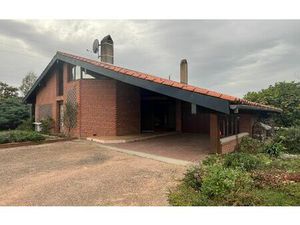 Location maison  m² T-5 à Montberon  1 462 €