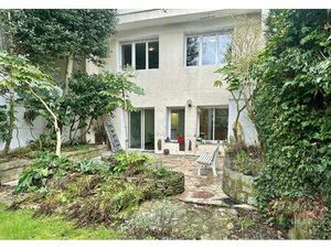 Duplex Rez-De-Jardin  4 Pièces 103 m2