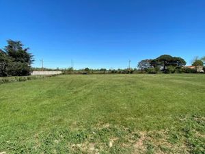 Vente terrain 1277 m² à Pamiers (09100)  53 400 €