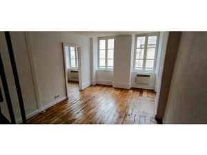 Centre ville Aubussson  Appartement Duplex avec terrasse