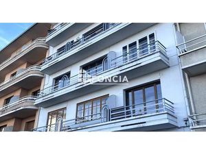 Très bel appartement T2 de 51 m2 situé en face de l'embarcadère à Evian-Les-Bains