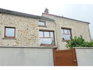 DEUX PIECES ORSAY LE GUICHET