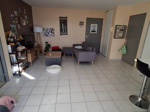 POITIERS EST  T2 DE 54.85m2 AVEC PARKING