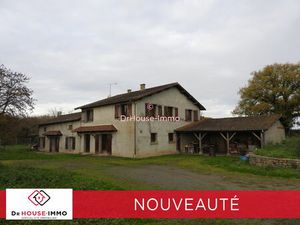 Ferme de 1900 et extension de 1980 construites sur 7 hectares de terrain arborés de chênes