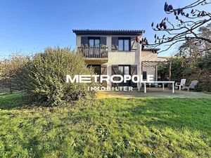 Maison T5 d'environ 120 m2 sur une parcelle de 595 m2