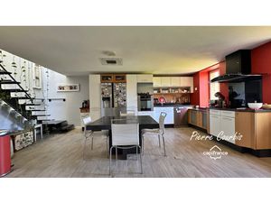 Maison avec grande terrasse en Rooftop à vendre 6 pièces PORTE DES PIERRES DOREES (69)