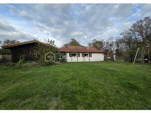 Maison ancienne de 80 m² à Uza