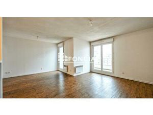 CERGY LE HAUT  A 2 Mn DU RER A  BEAU F3   DERNIER ETAGE  AVEC TERRASSE  PARKING SOUS SOL  