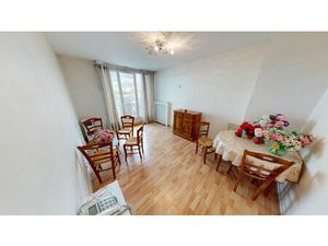 EXCLUSIVITÉ GUY HOQUET Appartement 3 pièces lumineux à Ivry-sur-Seine (55 m²)