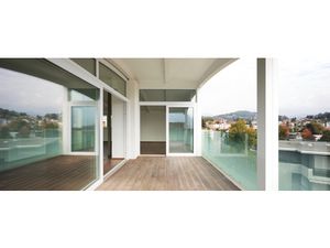 Magnifique T4 LUMINEUX avec belle TERRASSE VUE DEGAGEE