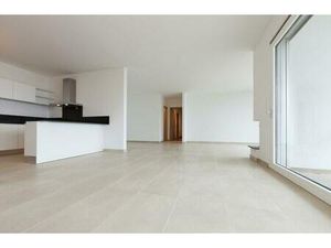 GRAND APPARTEMENT 4 PIECES EN ATTIQUE AVEC 20m² D'EXTERIEUR ET 2 PARKINGS - AU CŒUR DE SAI