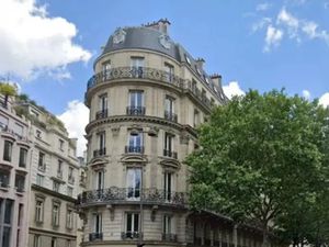 PARIS VIII - BUREAUX 120 M2 - QUARTIER SAINT LAZARE/MADELEINE