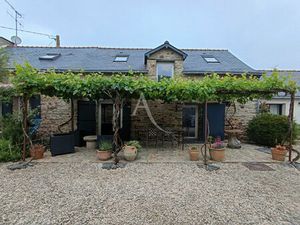 EN EXCLUSIVITÉ - Maison en pierre