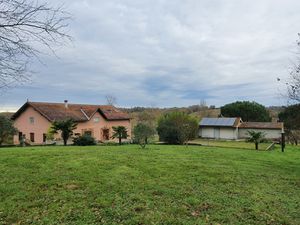 Maison en vente 6 pièces entre Hagetmau et Geaune